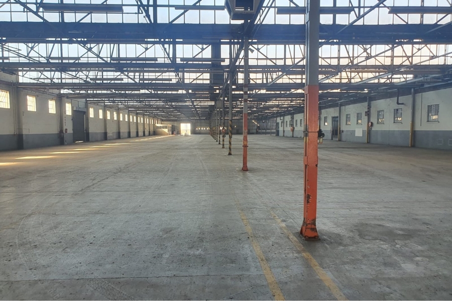 To Let commercial Property for Rent in Sidwell Eastern Cape